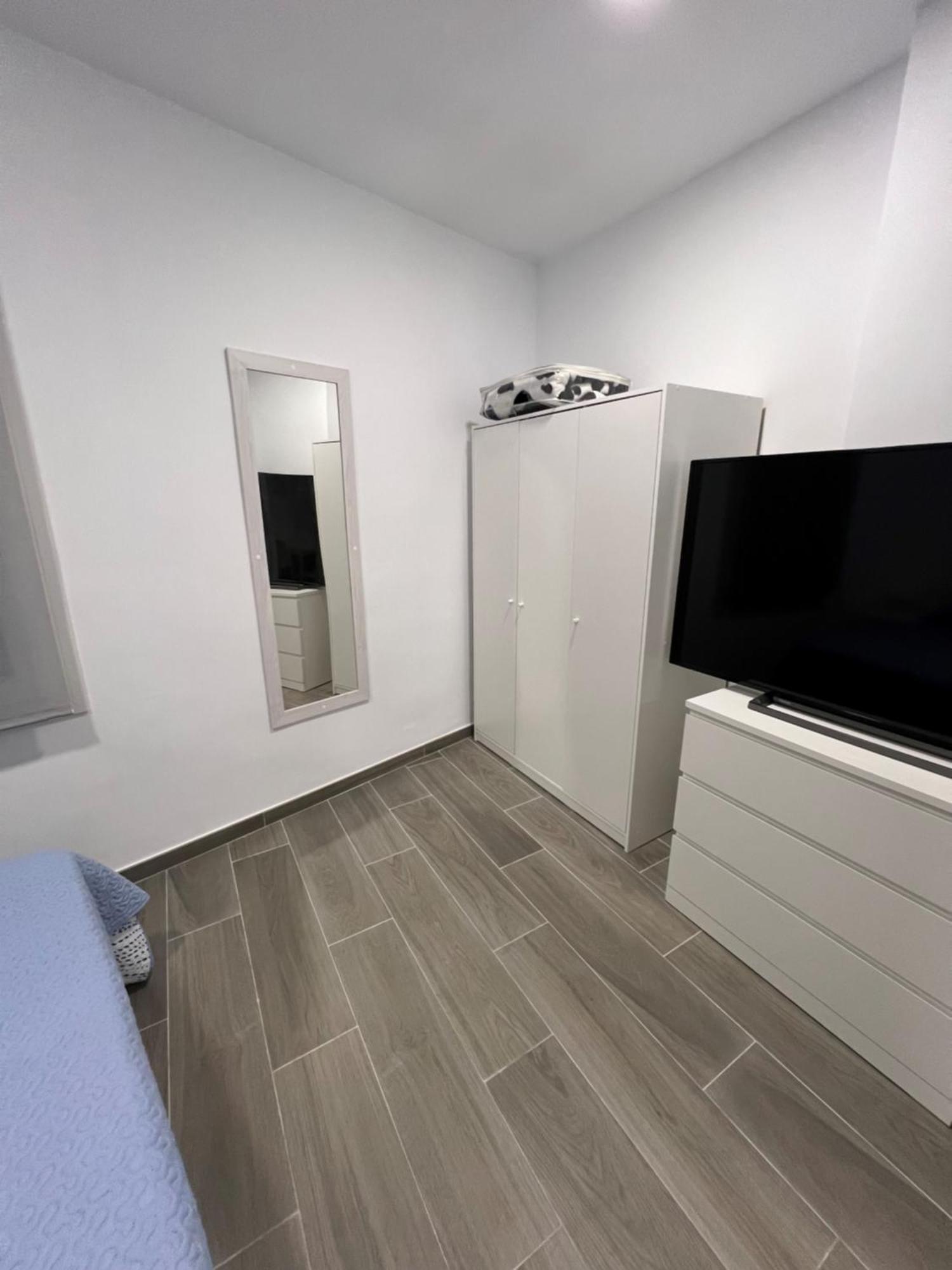 Apartamentos Montalvo Metropolis B Торремолинос Экстерьер фото